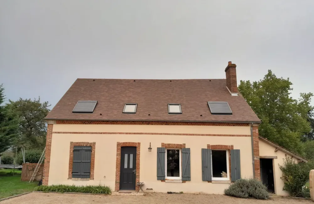 Entretien de toiture près de La Cour-Marigny